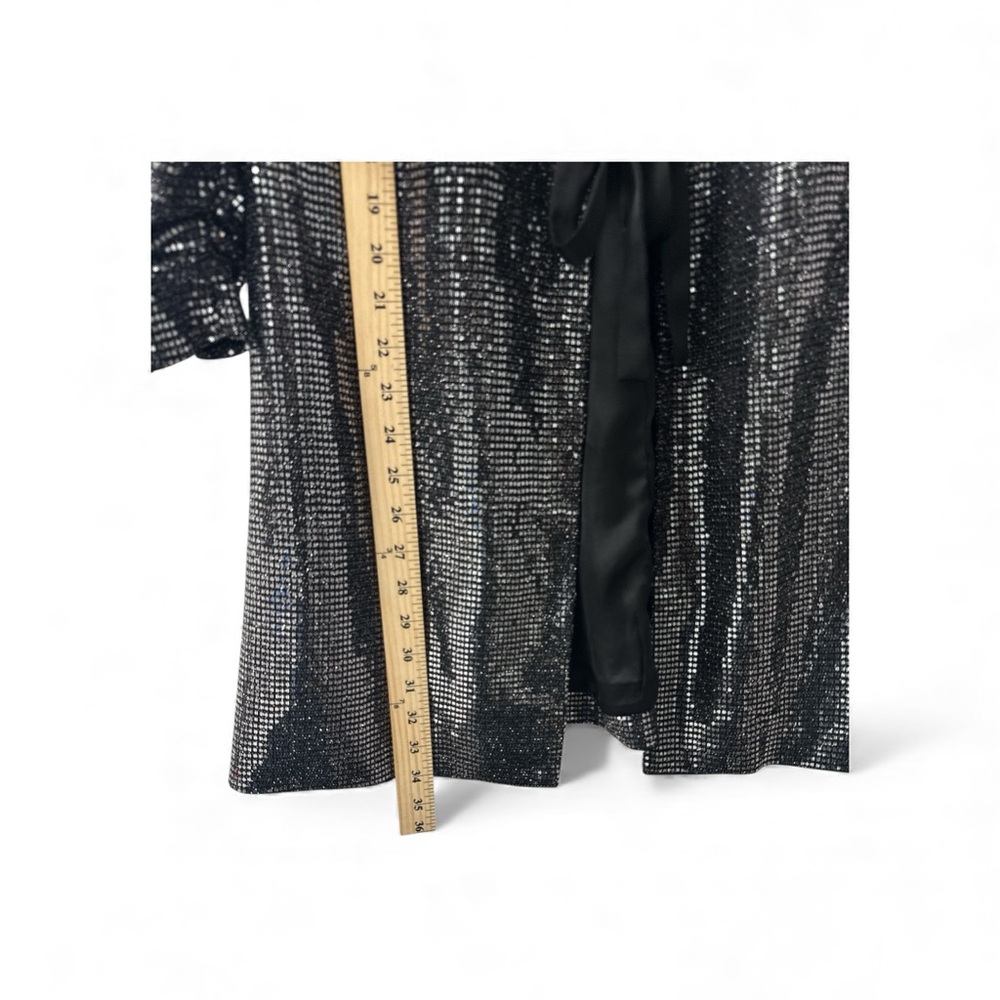 Splash Black Sequin Robe - Picture 6 of 8